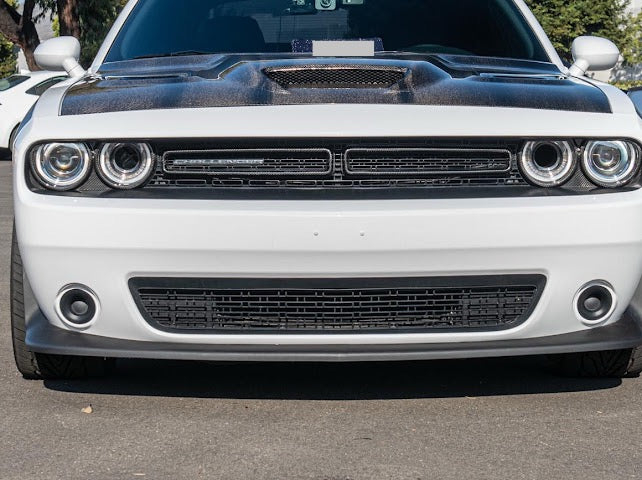 15-23 CHALLENGER CARBON FIBER HEADLIGHT TRIM COVER W/ FRONT GRILLE INSERT